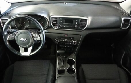 KIA Sportage IV рестайлинг, 2019 год, 2 180 000 рублей, 9 фотография