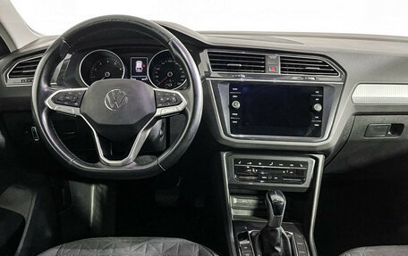 Volkswagen Tiguan II, 2021 год, 2 997 000 рублей, 12 фотография