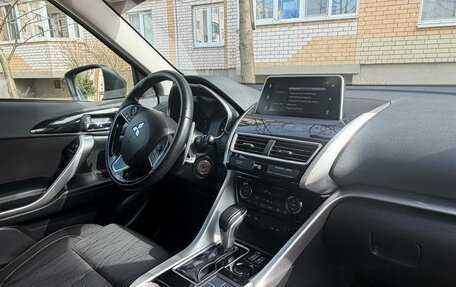 Mitsubishi Eclipse Cross, 2018 год, 1 850 000 рублей, 7 фотография