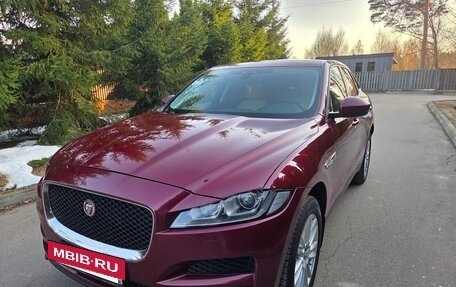 Jaguar F-Pace, 2017 год, 2 490 000 рублей, 7 фотография