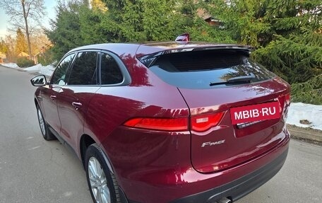 Jaguar F-Pace, 2017 год, 2 490 000 рублей, 3 фотография