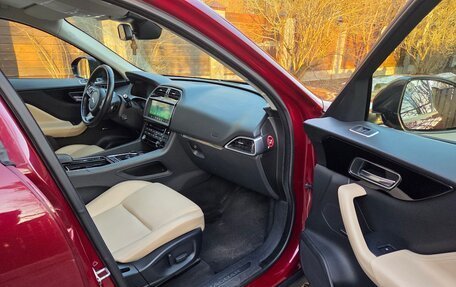 Jaguar F-Pace, 2017 год, 2 490 000 рублей, 19 фотография