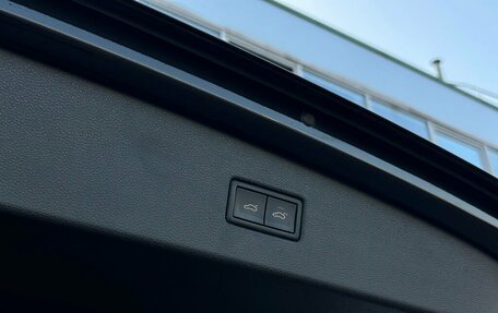 Volkswagen Tiguan II, 2021 год, 3 898 500 рублей, 18 фотография