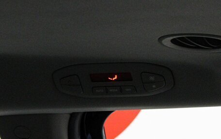 KIA Carnival III, 2017 год, 2 350 000 рублей, 21 фотография