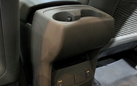 KIA Carnival III, 2017 год, 2 350 000 рублей, 22 фотография