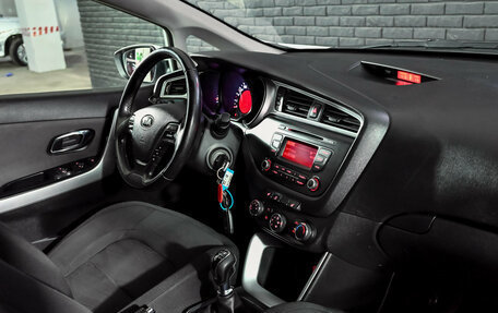 KIA cee'd III, 2017 год, 1 430 000 рублей, 18 фотография