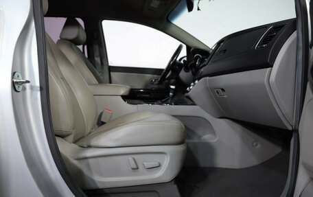 KIA Carnival III, 2018 год, 2 499 000 рублей, 25 фотография