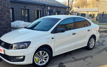 Volkswagen Polo VI (EU Market), 2016 год, 1 100 000 рублей, 2 фотография