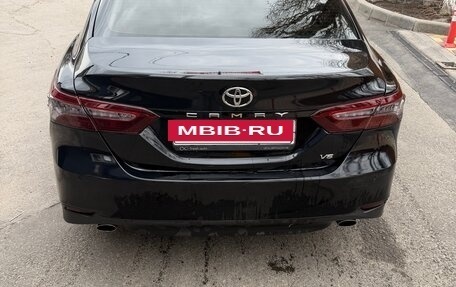 Toyota Camry, 2018 год, 2 550 000 рублей, 3 фотография