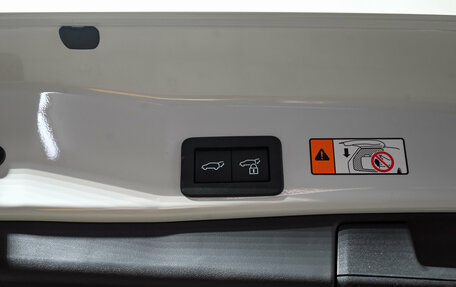 Toyota RAV4, 2025 год, 4 690 000 рублей, 18 фотография