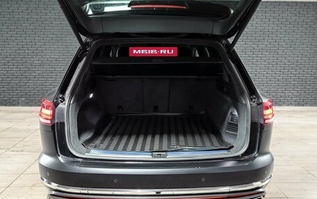 Volkswagen Touareg III, 2020 год, 5 850 000 рублей, 6 фотография