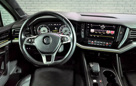 Volkswagen Touareg III, 2020 год, 5 850 000 рублей, 18 фотография