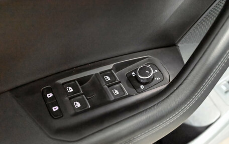 Volkswagen Touareg III, 2020 год, 5 850 000 рублей, 13 фотография