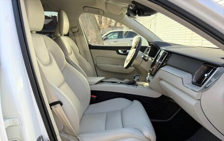 Volvo XC60 II, 2020 год, 4 690 000 рублей, 24 фотография