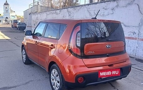 KIA Soul II рестайлинг, 2017 год, 1 600 000 рублей, 11 фотография