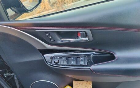 Toyota Harrier, 2017 год, 3 800 000 рублей, 18 фотография