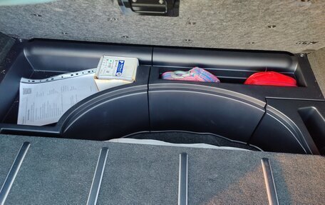 Toyota Harrier, 2017 год, 3 800 000 рублей, 22 фотография