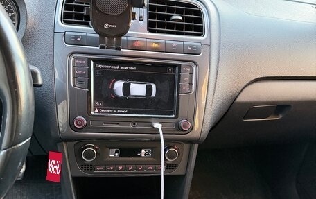 Volkswagen Polo VI (EU Market), 2018 год, 680 000 рублей, 9 фотография