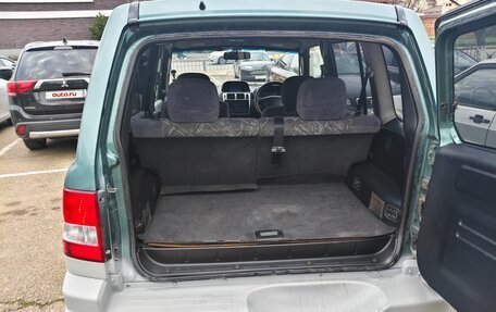 Mitsubishi Pajero iO, 2000 год, 520 000 рублей, 8 фотография