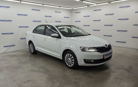 Skoda Rapid I, 2019 год, 1 350 000 рублей, 2 фотография
