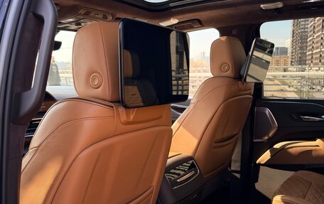 Cadillac Escalade V, 2022 год, 11 000 000 рублей, 10 фотография