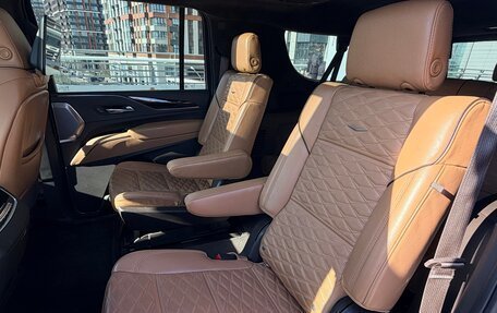 Cadillac Escalade V, 2022 год, 11 000 000 рублей, 11 фотография