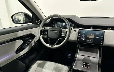 Land Rover Range Rover Evoque II, 2025 год, 6 090 000 рублей, 8 фотография