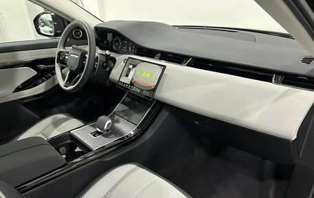 Land Rover Range Rover Evoque II, 2025 год, 6 090 000 рублей, 11 фотография