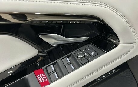 Land Rover Range Rover Evoque II, 2025 год, 6 090 000 рублей, 20 фотография