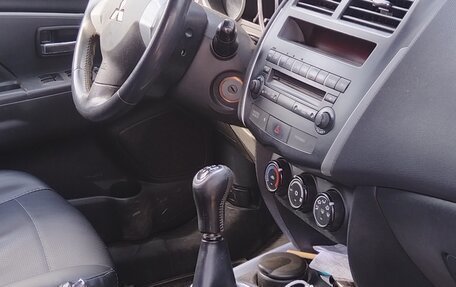 Mitsubishi ASX I рестайлинг, 2011 год, 1 000 000 рублей, 13 фотография