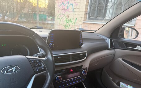 Hyundai Tucson III, 2019 год, 2 300 000 рублей, 5 фотография