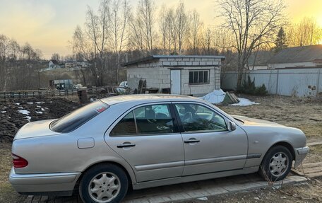 Mercedes-Benz E-Класс, 1997 год, 470 000 рублей, 7 фотография