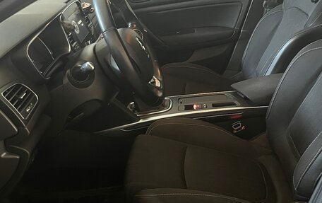 Renault Megane IV, 2019 год, 1 590 000 рублей, 10 фотография