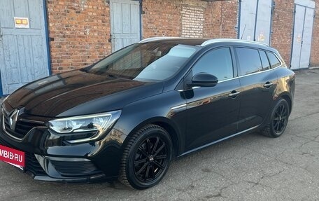 Renault Megane IV, 2019 год, 1 590 000 рублей, 2 фотография