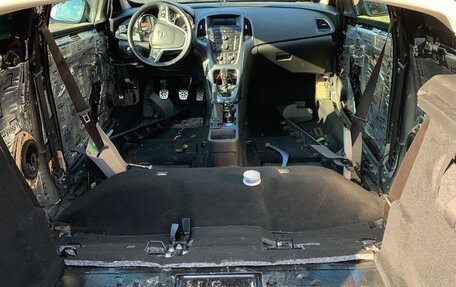 Opel Astra J, 2012 год, 900 000 рублей, 10 фотография