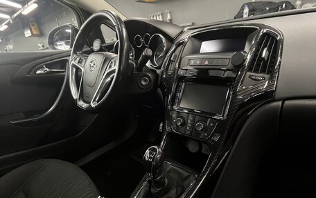 Opel Astra J, 2012 год, 900 000 рублей, 16 фотография