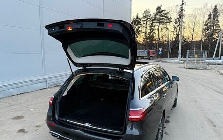 Mercedes-Benz E-Класс, 2021 год, 3 550 000 рублей, 7 фотография