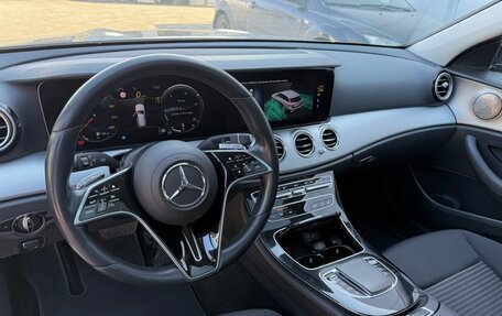 Mercedes-Benz E-Класс, 2021 год, 3 550 000 рублей, 12 фотография