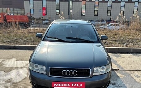 Audi A4, 2002 год, 650 000 рублей, 3 фотография