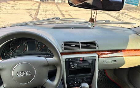 Audi A4, 2002 год, 650 000 рублей, 11 фотография