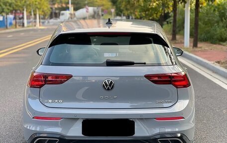 Volkswagen Golf VIII, 2022 год, 2 090 000 рублей, 4 фотография