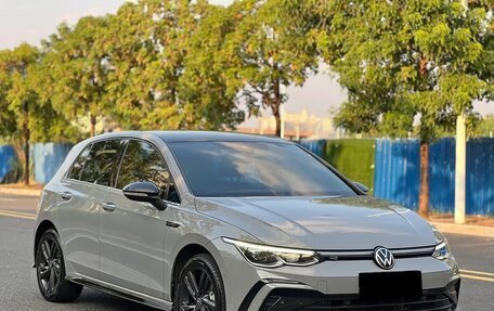 Volkswagen Golf VIII, 2022 год, 2 090 000 рублей, 2 фотография