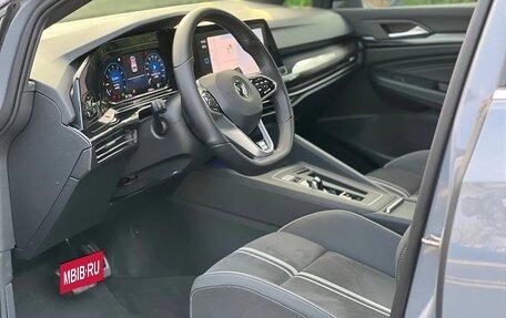 Volkswagen Golf VIII, 2022 год, 2 090 000 рублей, 9 фотография