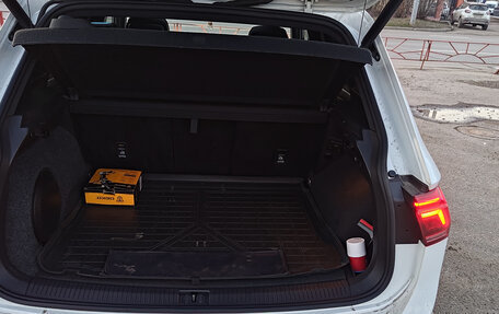 Volkswagen Tiguan II, 2021 год, 3 950 000 рублей, 11 фотография