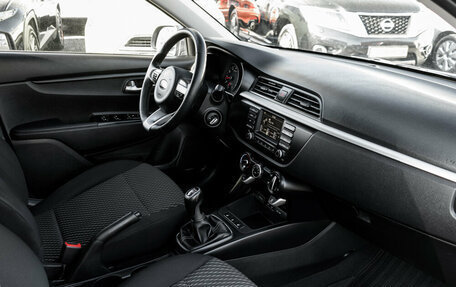 KIA Rio IV, 2018 год, 1 430 000 рублей, 13 фотография