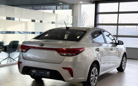 KIA Rio IV, 2020 год, 1 635 000 рублей, 6 фотография