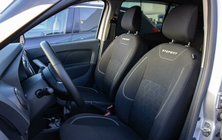 Renault Sandero II рестайлинг, 2020 год, 1 249 000 рублей, 9 фотография