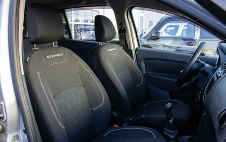 Renault Sandero II рестайлинг, 2020 год, 1 249 000 рублей, 8 фотография