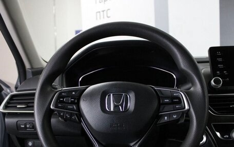 Honda Accord IX рестайлинг, 2020 год, 2 700 000 рублей, 11 фотография