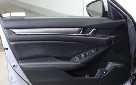 Honda Accord IX рестайлинг, 2020 год, 2 700 000 рублей, 21 фотография